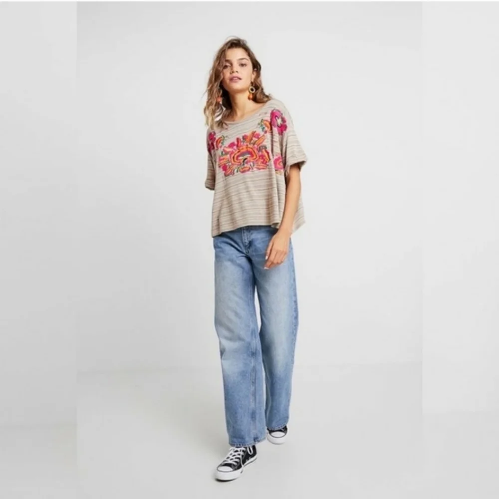 Free People Catalunya Embroidered Oversized Cropped Top in Mushroom Combo Size L - Picture 13 of 16